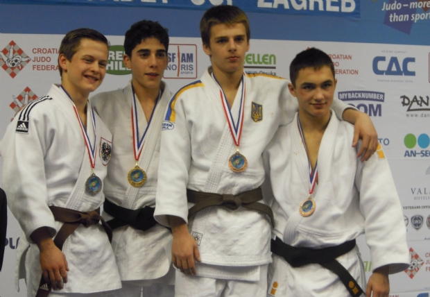 elios-manzi-sul-podio-di-zagabria-2012